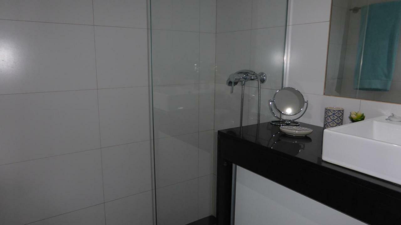 Beach Flat - Apartamento Praia Doca Do Cavacas Funchal  Buitenkant foto